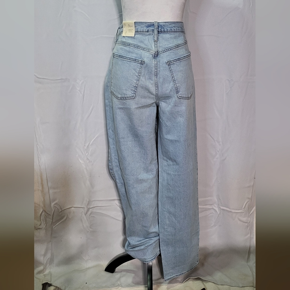 Universal Thread Women's NWT Light Wash High Rise 90's Straight Jeans Size 12R - Picture 11 of 14